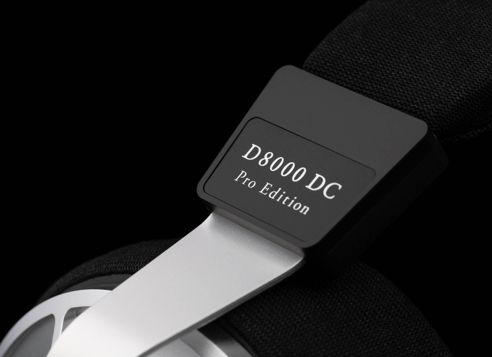 Final D8000 DC Pro Edition - Planar Magnetic Headphones with Detachable Silver Coated OFC Cables